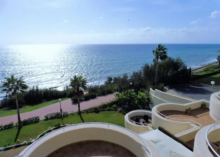 Penthouse Bermuda 4 Holiday home Estepona