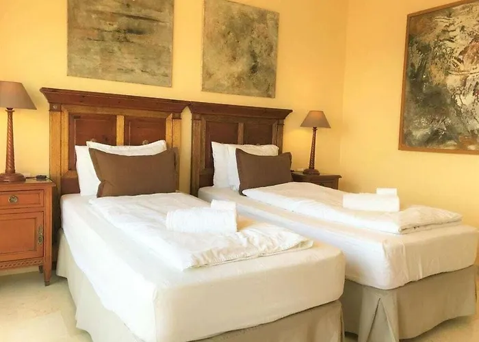 Penthouse Bermuda 4 Holiday home Estepona