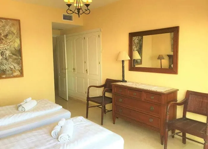 Penthouse Bermuda 4 Holiday home Estepona