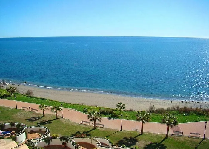 Penthouse Bermuda 4 * 埃斯特波纳